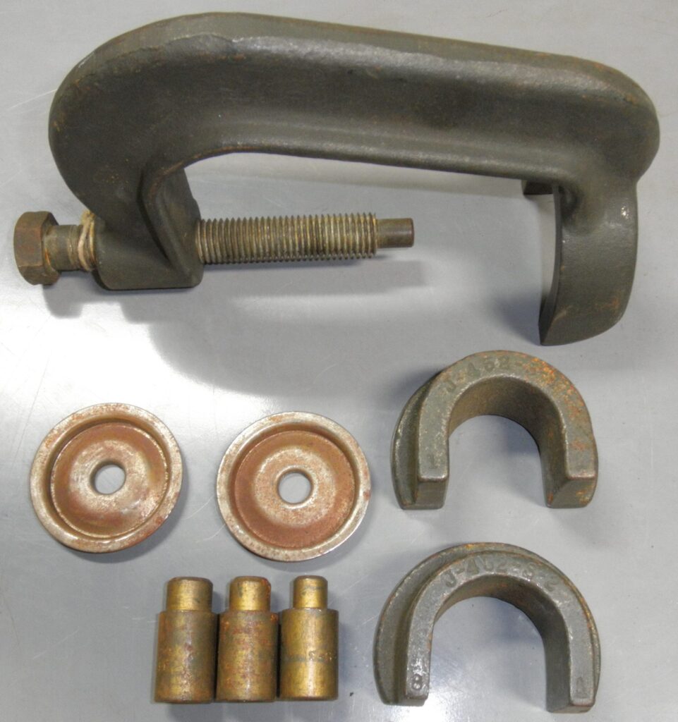 Steering Wheel Puller J4525 5120006200020 Military Standards ⋆ DP