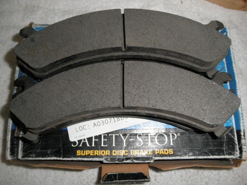 NAPA Brake Pad Set SS7652X Chevrolet GMC Suburban Silverado 1500 Front