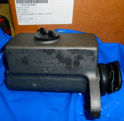 2530-01-397-5290 C3494CZ 30052 Cylinder Assembly, Hydraulic Brake Stepp M087 Hot Oil Bitumen Heater L3B13