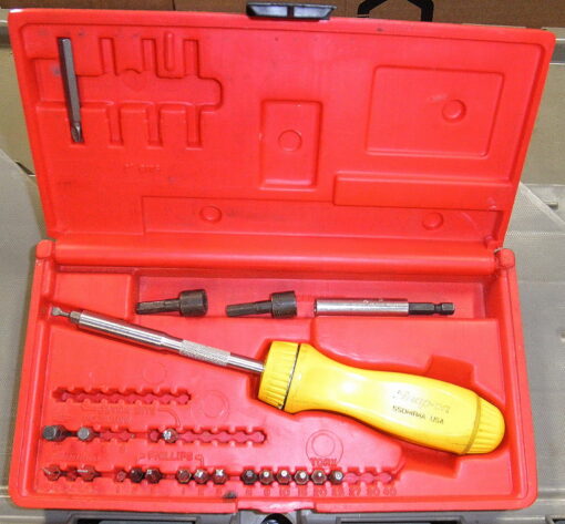 Snap-on SSDMR4A Yellow Ratcheting Screwdriver. Includes 20 Bits, 1 Extension, and PB55 Case. Used; some light wear, a little dirty. Ratchet works properly both directions. 5120-01-335-1485 R1C7