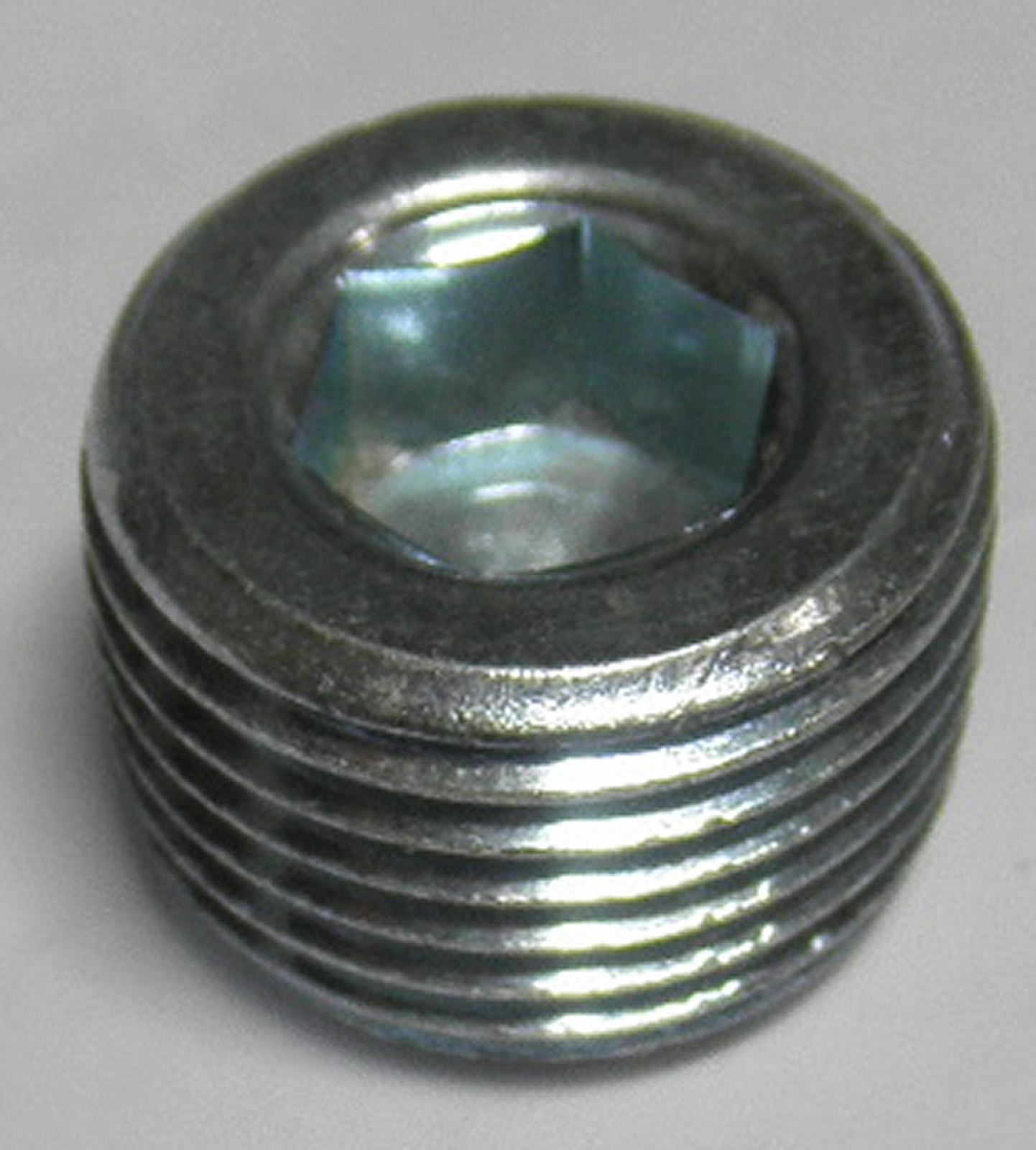 4730-00-044-4698 444698 Plug, Pipe Dual Oil Filter WCD2