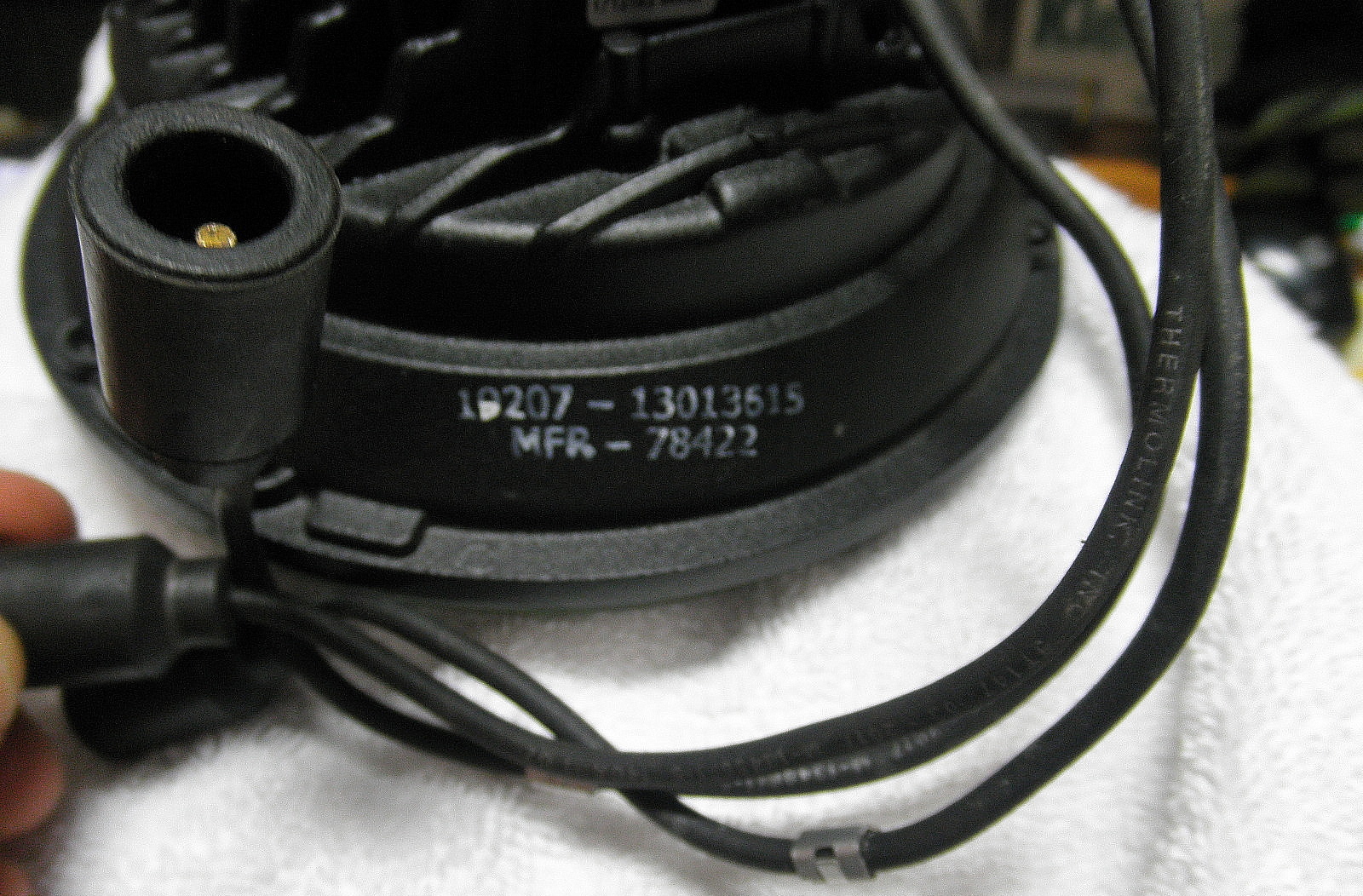 6220-01-616-1079 J.W. Speaker 0546351 Oshkosh 4077161 Tacom 13013615 6220-01-502-2419 7″ LED Military Headlight ***READ*** New, Open box. Tested here, all functions working properly. HEMTT HMMWV R2B7