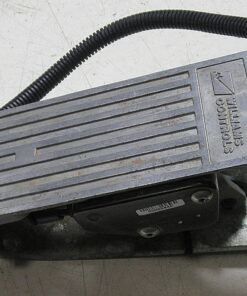 2540-01-470-6026 12422047 404241 Pedal, Control FMTV. Used, a little dirty. L1B2
