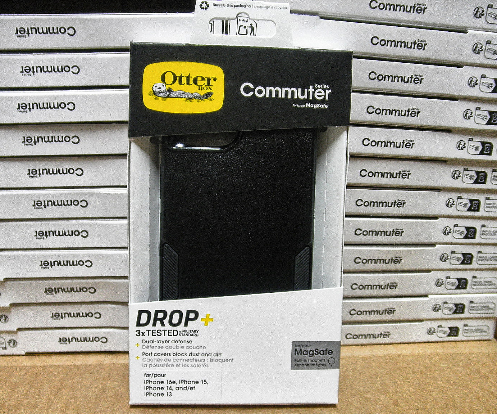 OtterBox Commuter for MagSafe BLK Black fits iPhone 16e 15 14 13 77-93483 840304738434 PRS0W PRS1W