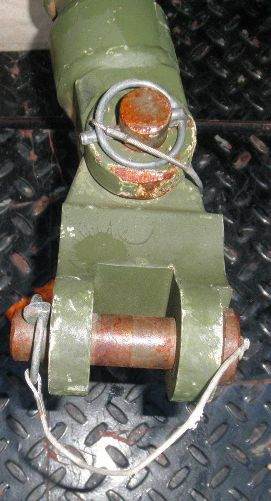 12424566 106900 4910-01-554-7296 Towbar - Image 4