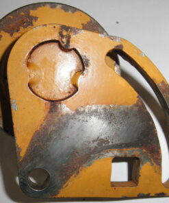 5340-01-432-4552 3020-01-432-4555 CAT 1-Groove Idler Pulley 115-4237 with 100-6267 Pump Drive Idler Plate ***READ*** Removed from Reman crate engine, includes Drive Plate, Pulley, Bearing, Snap Ring, Washer and Bolt. Spins freely.Light Surface oxidation. Cosmetic Blemish only. L6B10