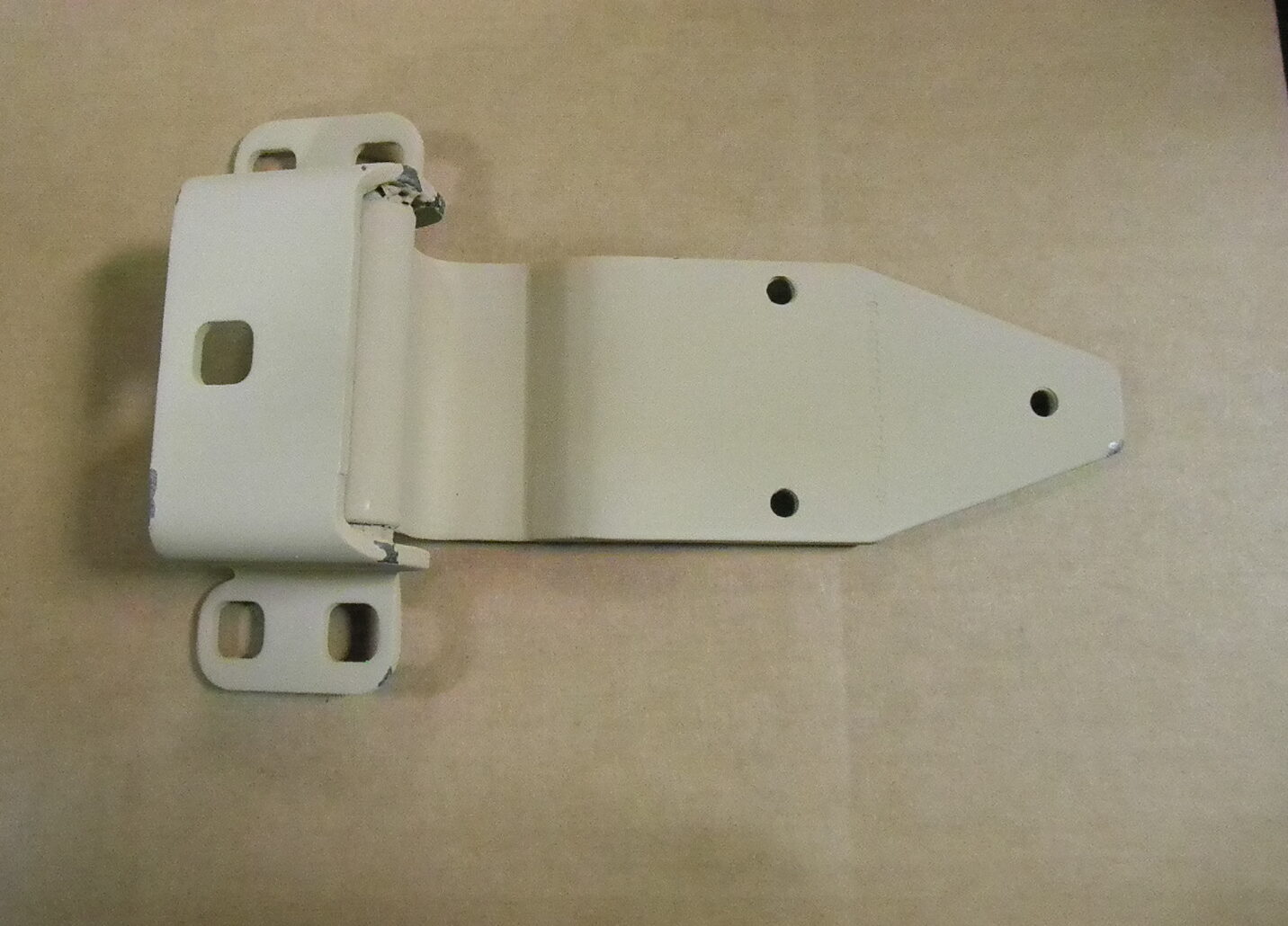 2510-01-375-6294 12415320-002 Vehicular Door Hinge