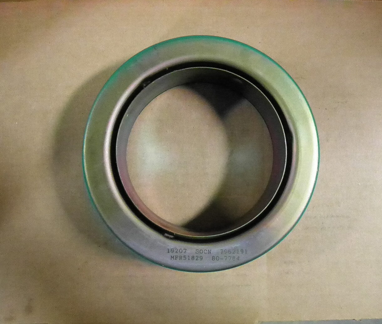4320-00-796-2191 7962191 132-0715 Spring Loaded Shaft Seal Assembly