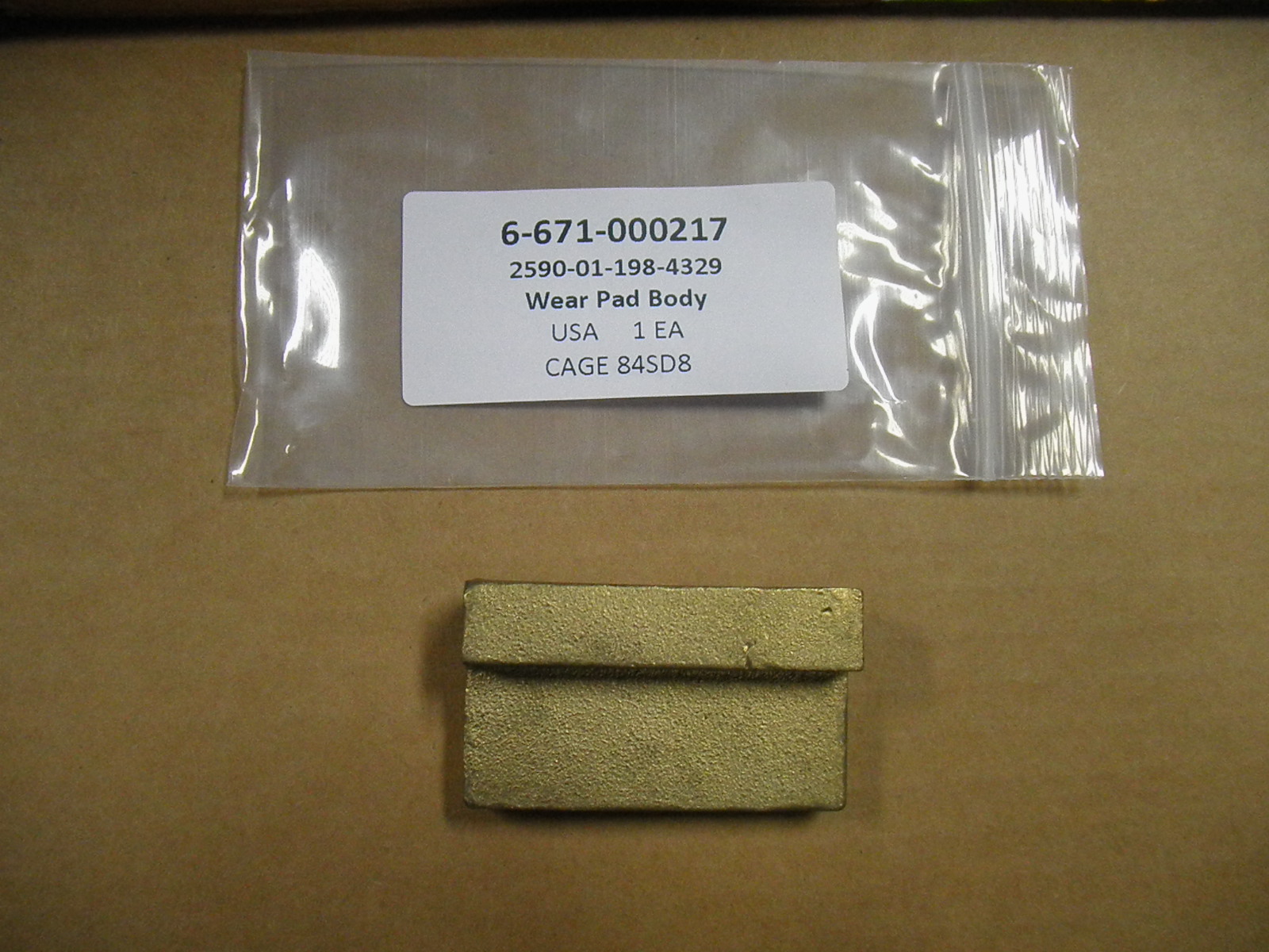 2590-01-198-4329 Wear Pad Body - Image 2
