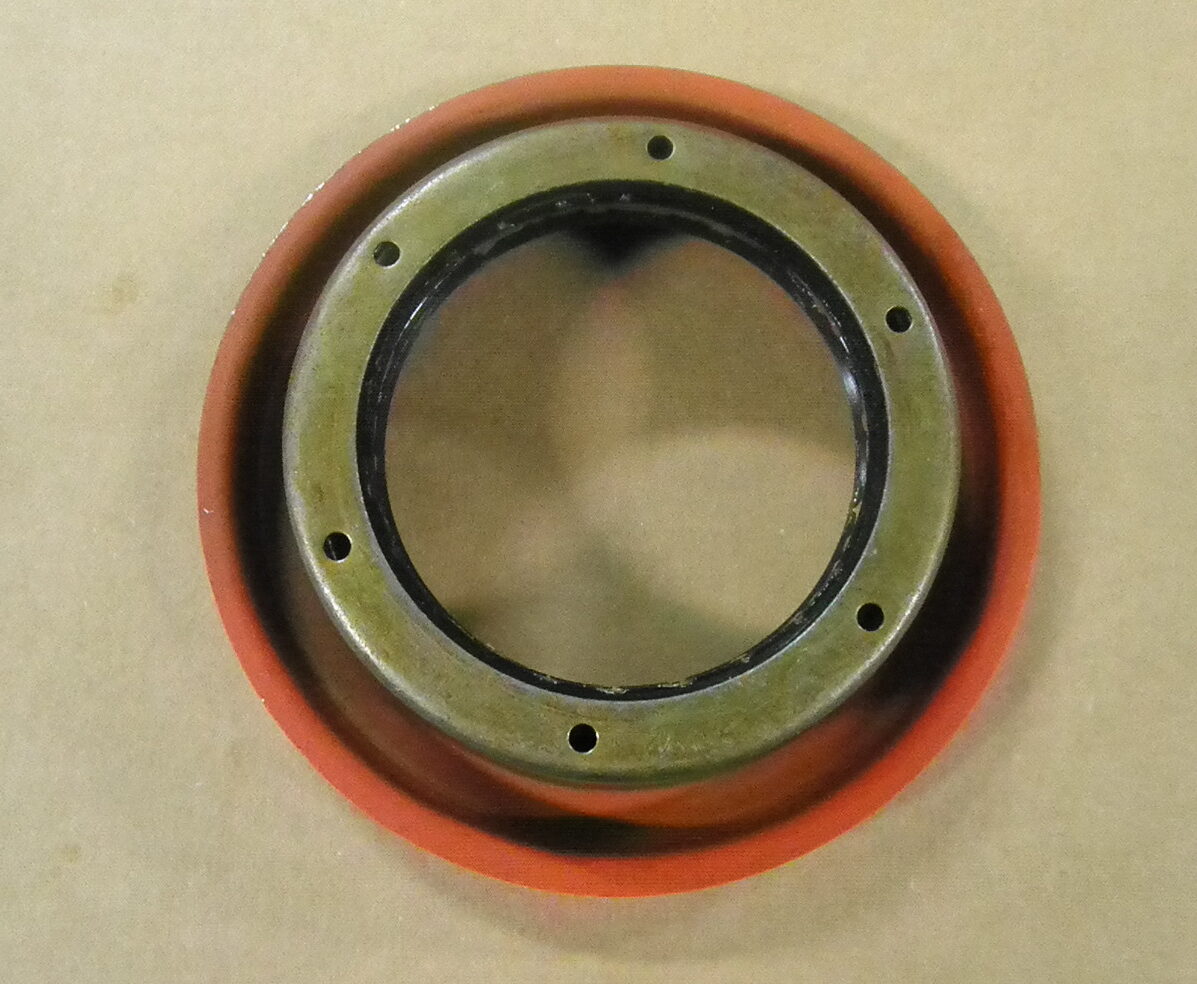 5330-01-158-8169 113517 Axle Pinion Seal 2AT441