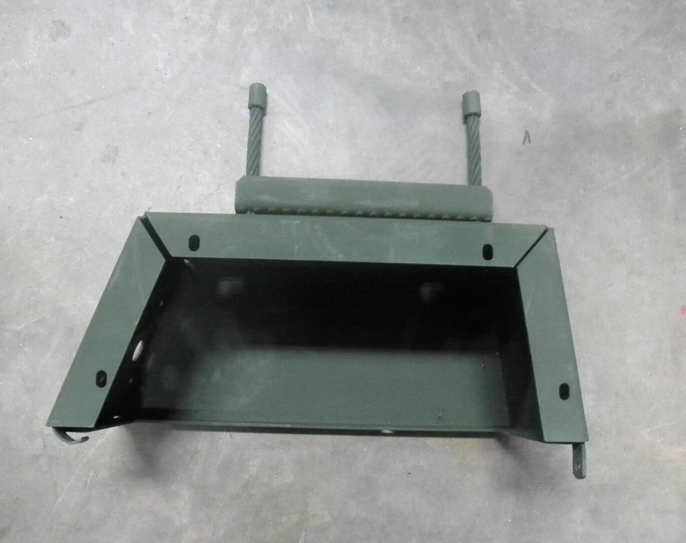2590-01-407-9283 12417811 Vehicular Step Assembly