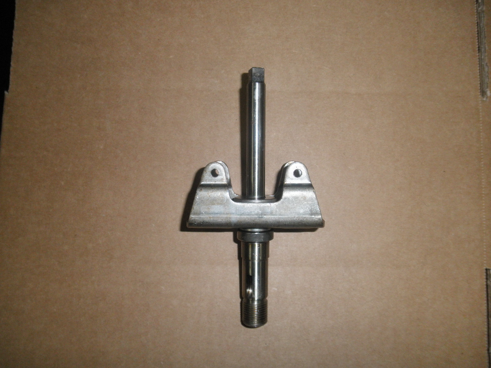 2990-00-112-0268 5196856 Governor Shaft